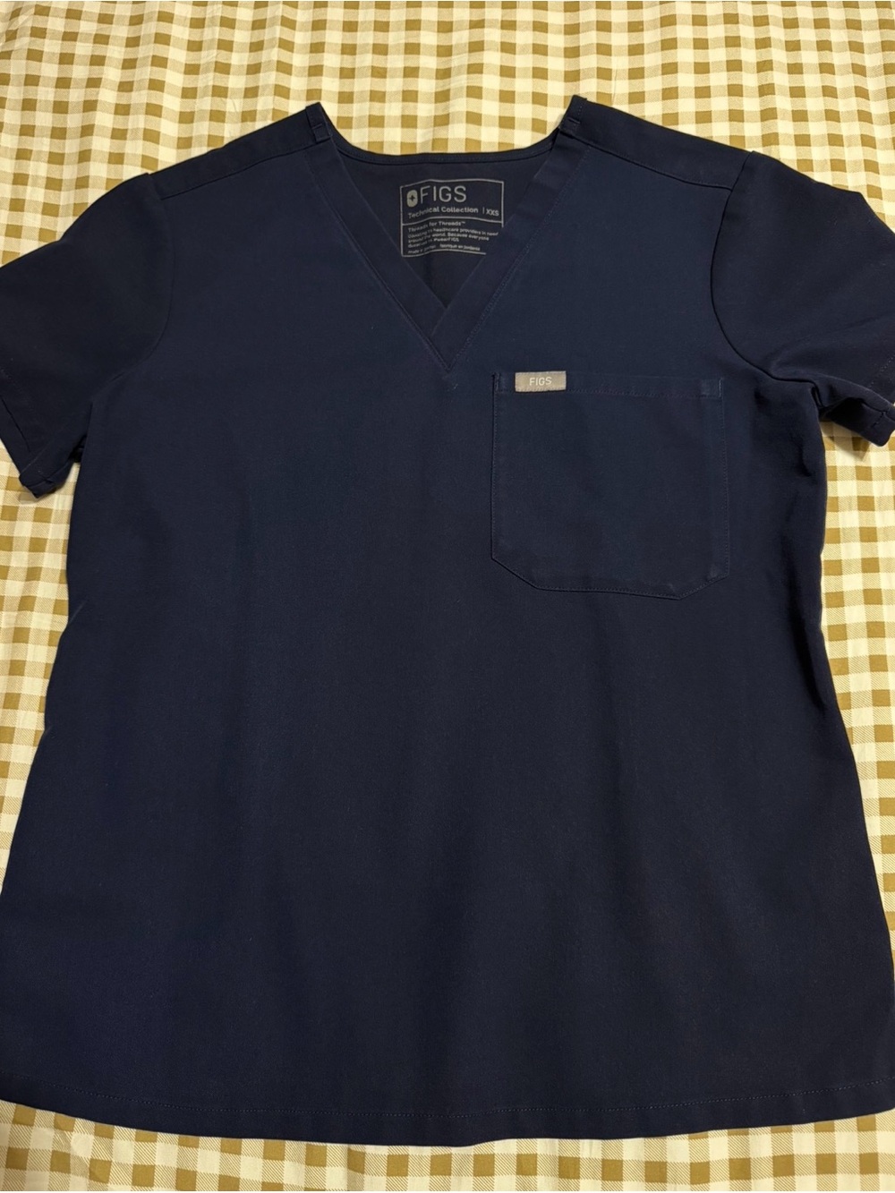 Figs Navy Women’s V‑Neck Short Sleeve Scrub Top
